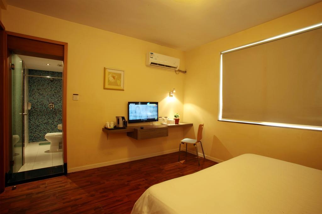 Qingdao Renjia Bussiness Hotel Buitenkant foto
